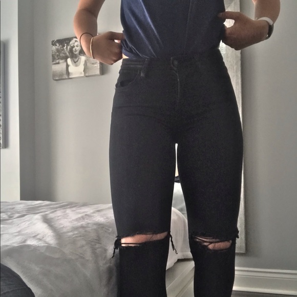 AEO Black Jeans with Knee Rips - Picture 3 of 9